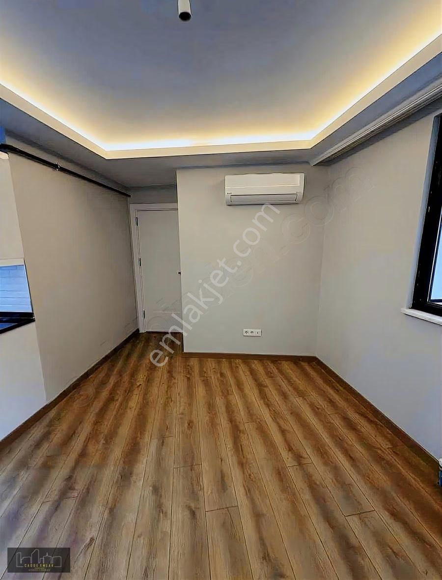 Cadde Emlak Sıfır Yüksek Camlı 1+1 Yatırımlık Lüx Bahçe Katı - Görsel 13