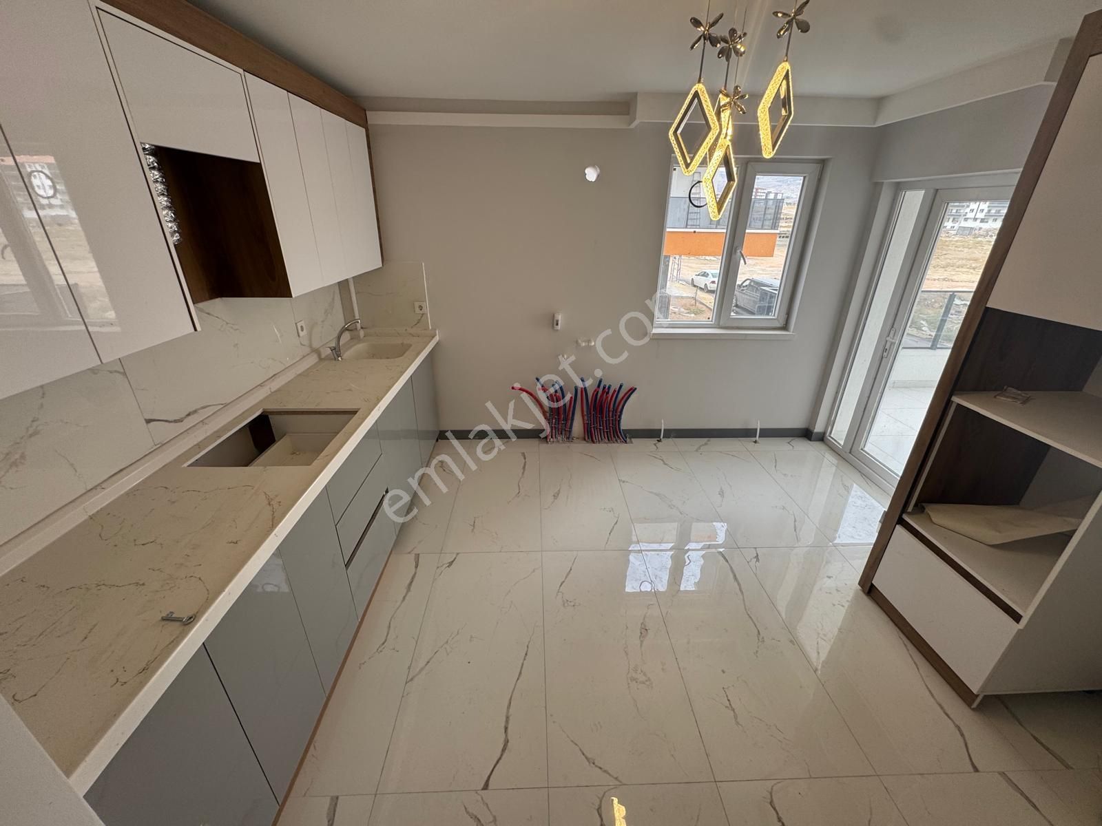 Sincan Yenikentte Satılık 4+1 Geniş Daire Fırsat Kupon - Görsel 10