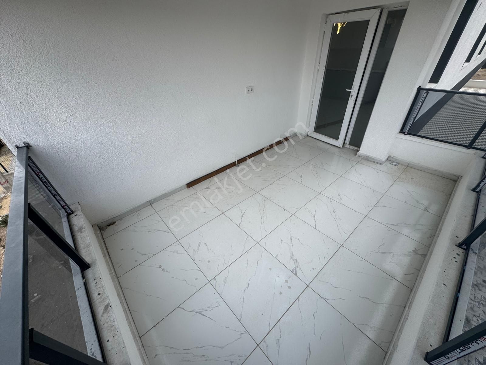 Sincan Yenikentte Satılık 4+1 Geniş Daire Fırsat Kupon - Görsel 14