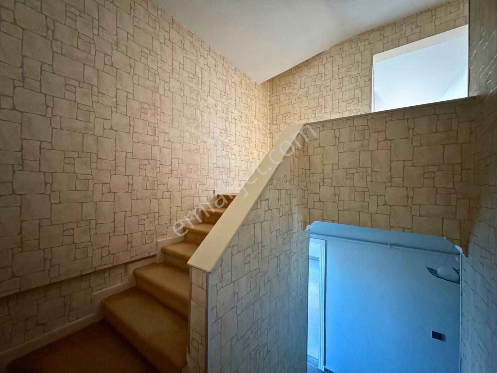 Çekmeköy Mehmet Akif Mahallesinde Satılık 4+2 Dublex Daire - Görsel 9