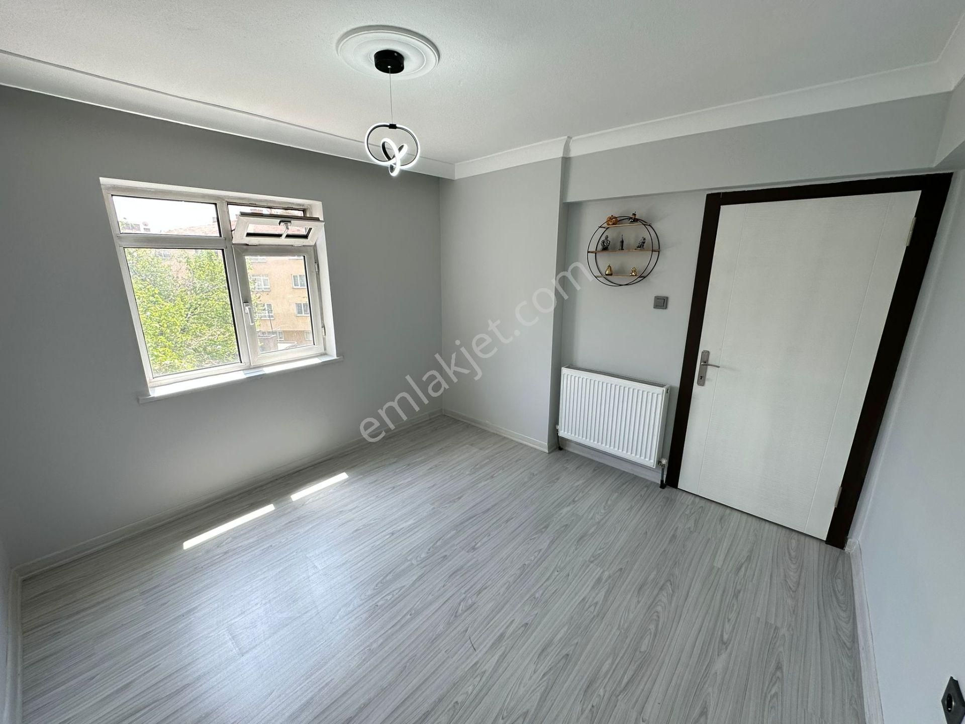 Kariyer'den Etlik Bağcı Caddesi Paraleli 3+1 Lüx Yapılı 18.000tl Kiracılı Kat Konumunda Daire - Görsel 16