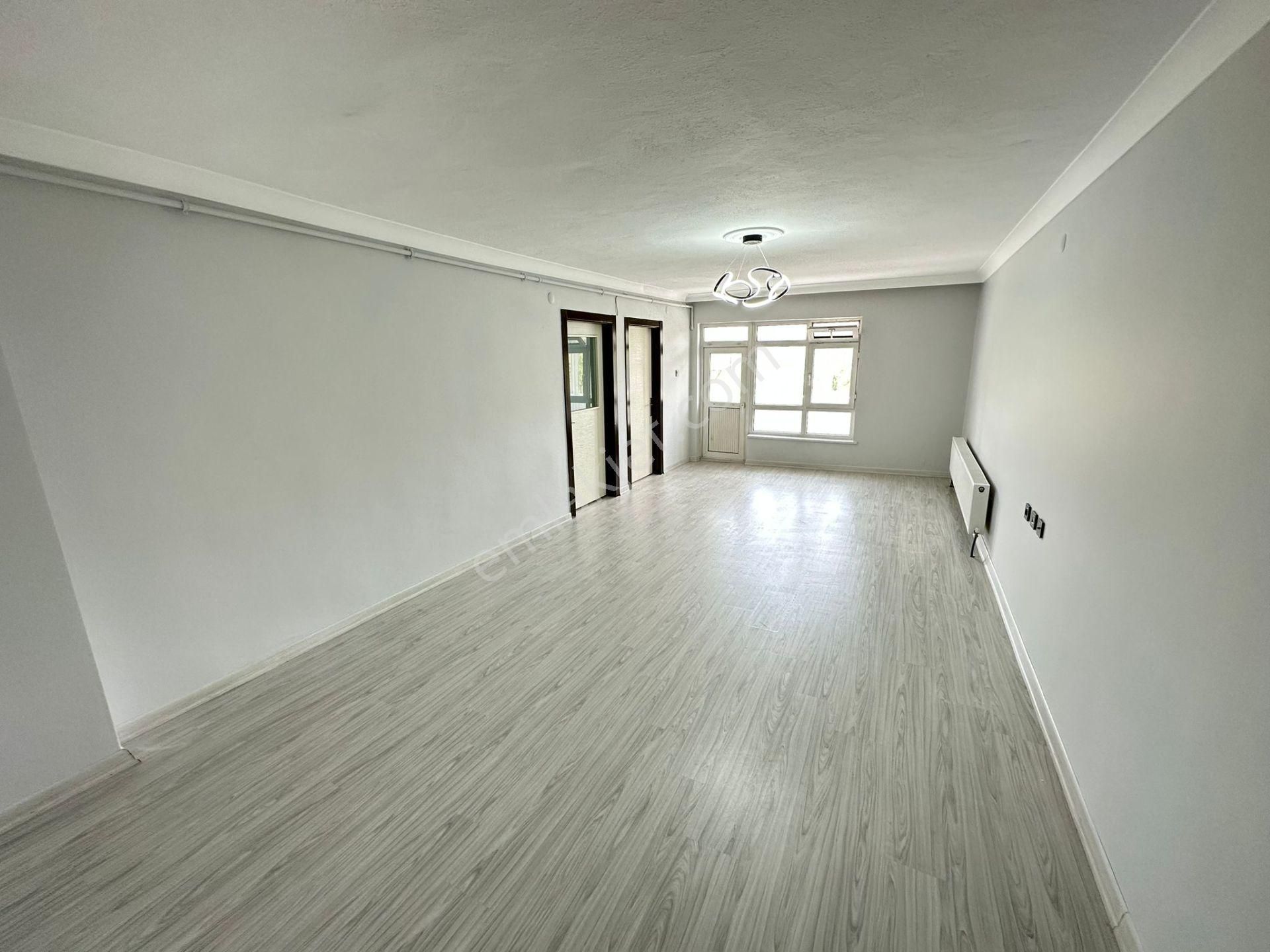 Kariyer'den Etlik Bağcı Caddesi Paraleli 3+1 Lüx Yapılı 18.000tl Kiracılı Kat Konumunda Daire - Görsel 25