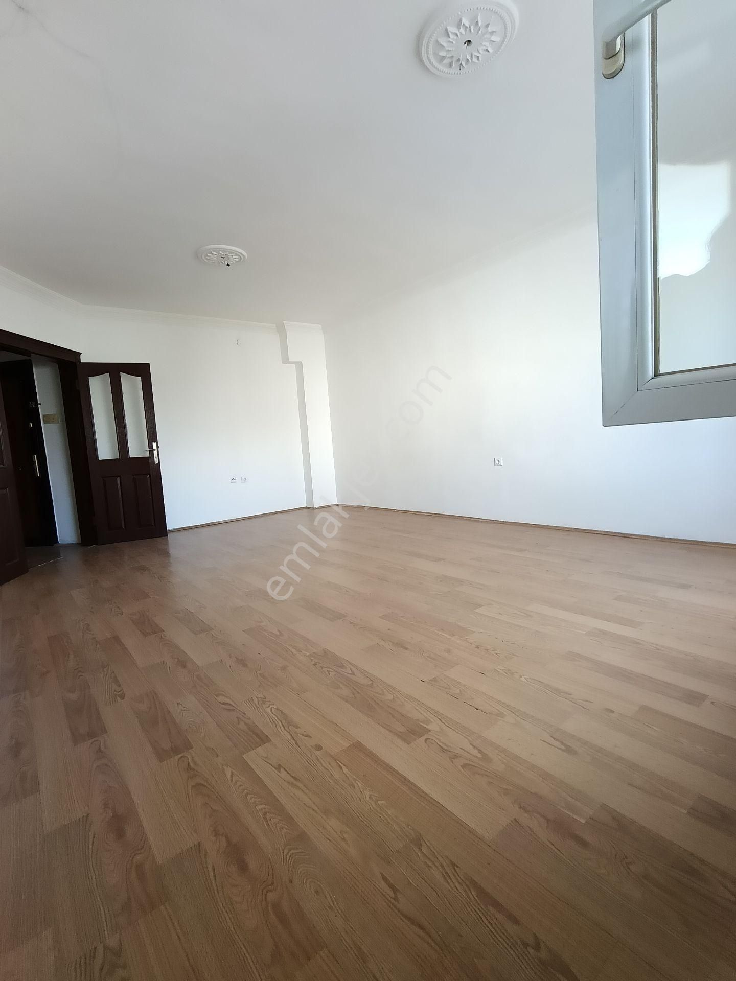 Polat Livedan Mesut Evler Sitesinde Kiralık Ara Kat 3+1 - Görsel 9