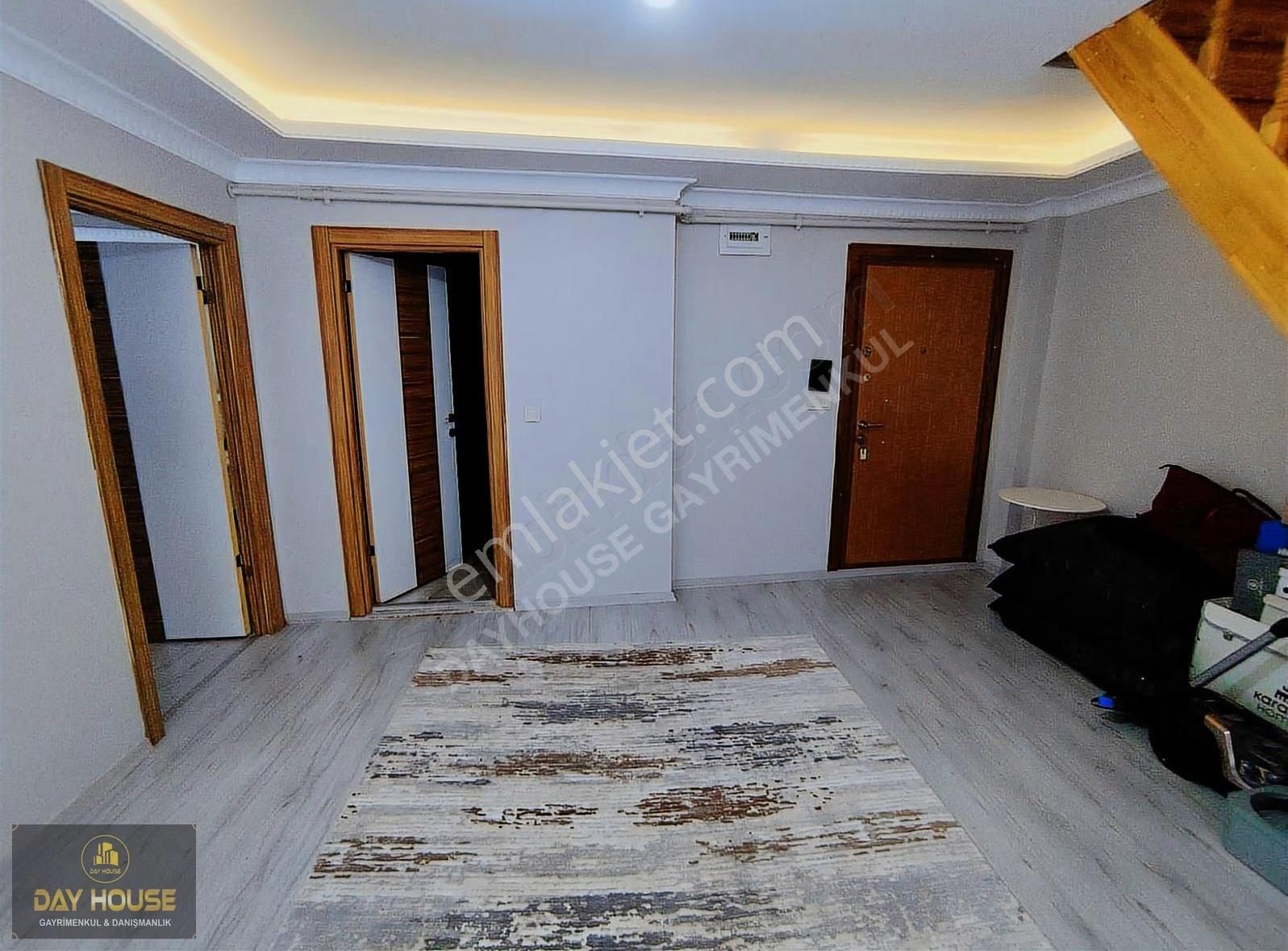 Zübeyde Hanım Mahallesi'nde Satılık Eşyalı Dubleks - Görsel 28