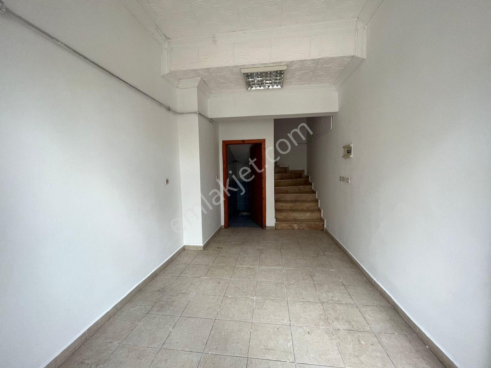 İmar Emlak2'den 36m2 2 Katlı Caddeyi Gören Kiracılı Dükkan - Görsel 4