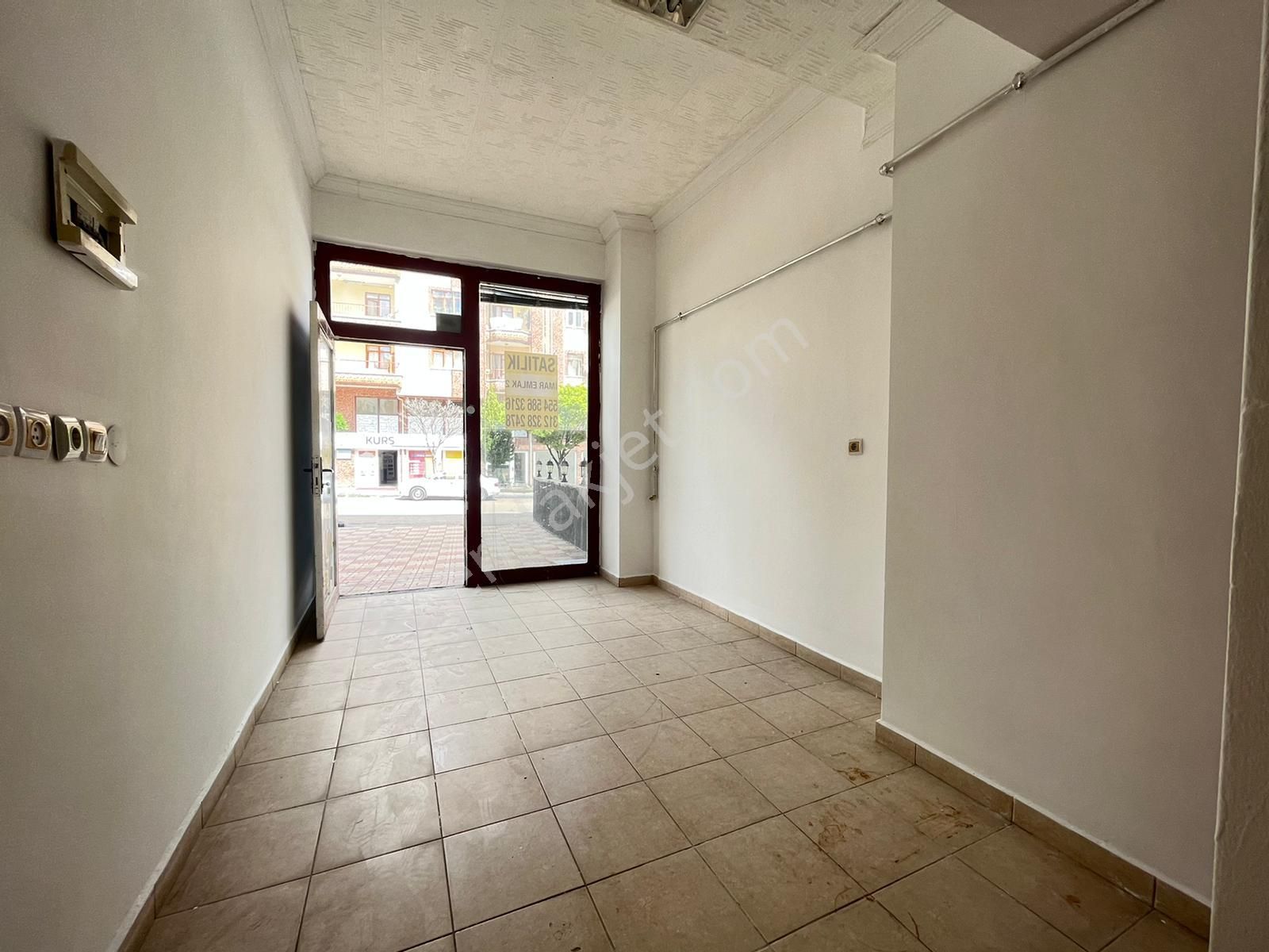 İmar Emlak2'den 36m2 2 Katlı Caddeyi Gören Kiracılı Dükkan - Görsel 7