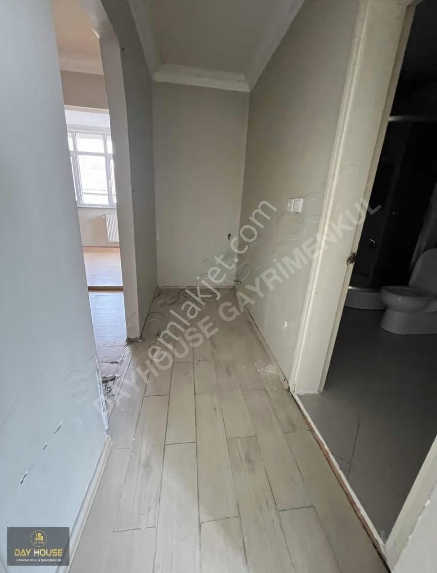 Day House'den Yunusemre Mah'de Satılık 130 3+1 Ferah Çatı Kat - Görsel 26