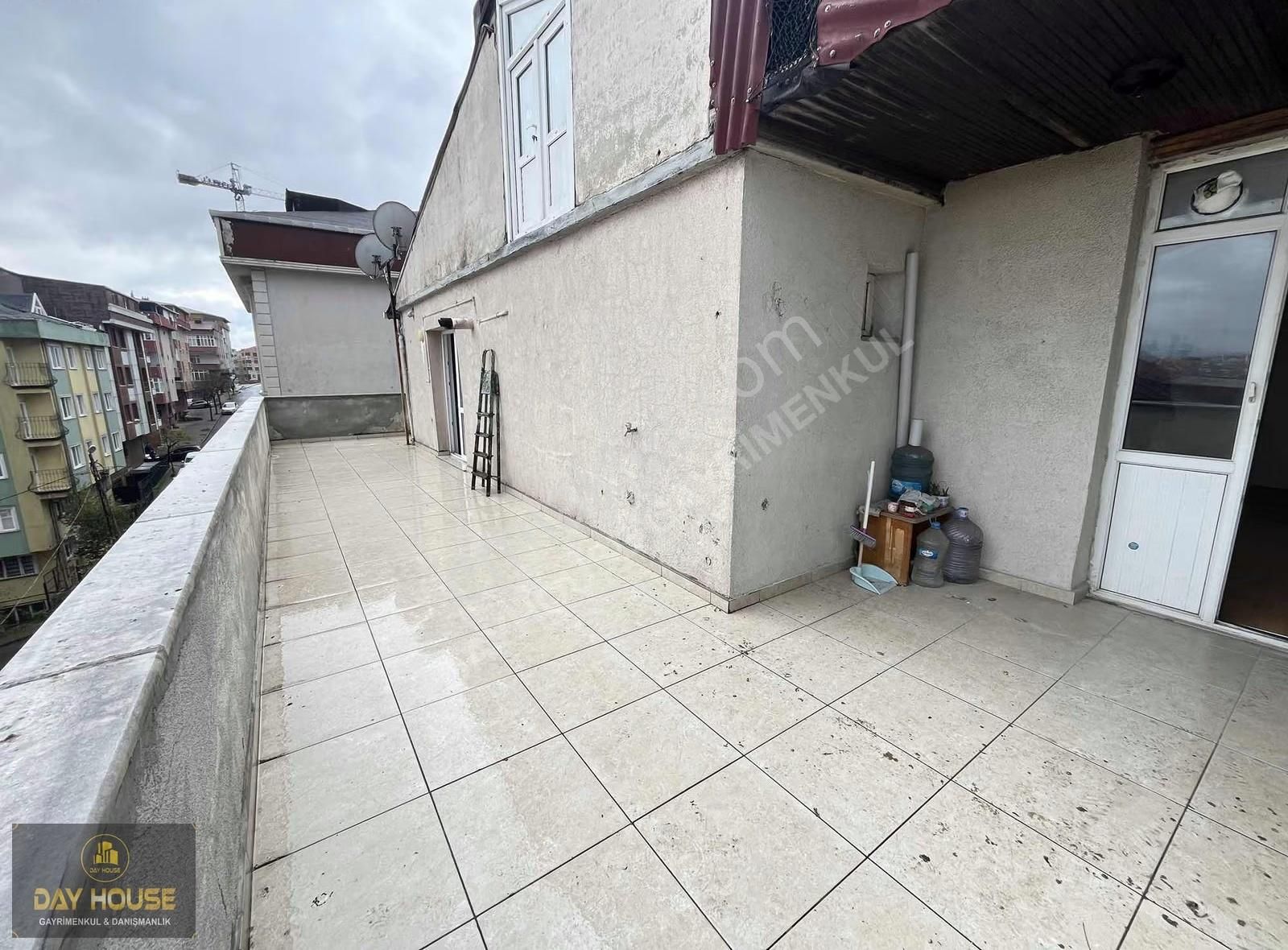 Day House'den Yunusemre Mah'de Satılık 130 3+1 Ferah Çatı Kat - Görsel 14