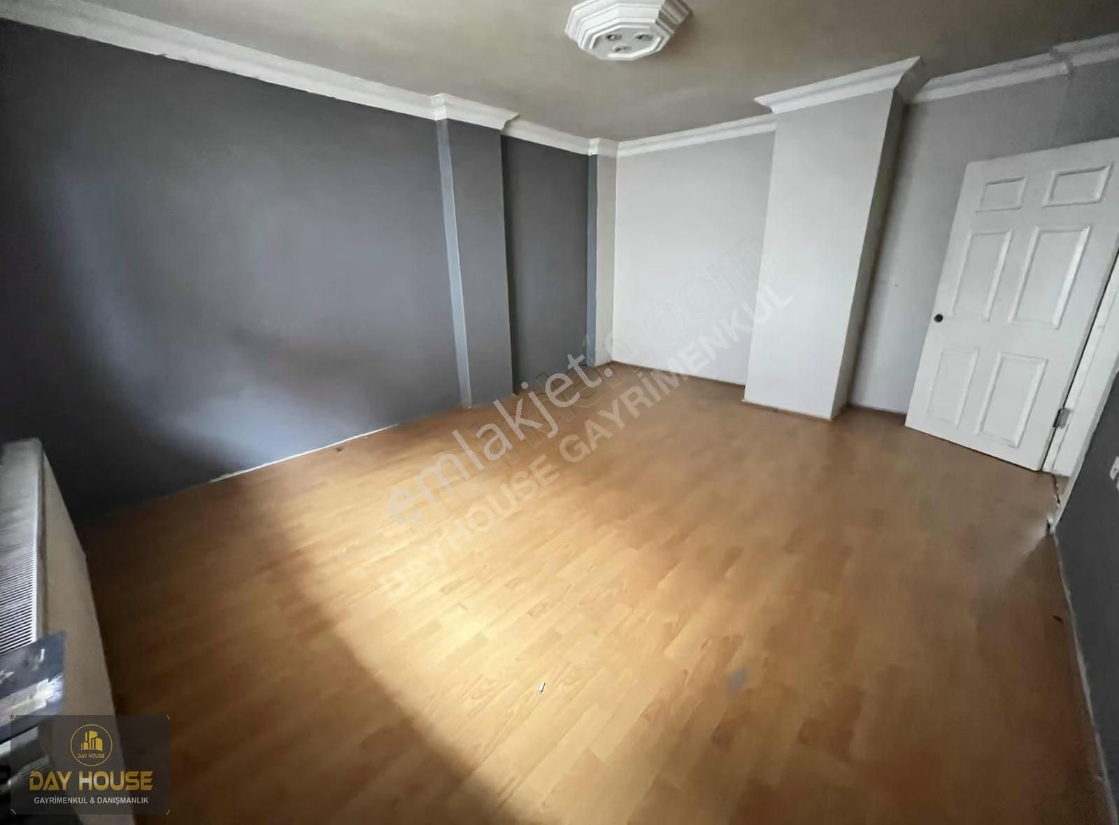 Day House'den Yunusemre Mah'de Satılık 130 3+1 Ferah Çatı Kat - Görsel 10