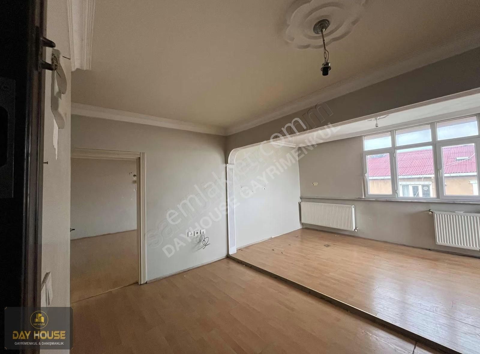 Day House'den Yunusemre Mah'de Satılık 130 3+1 Ferah Çatı Kat - Görsel 5