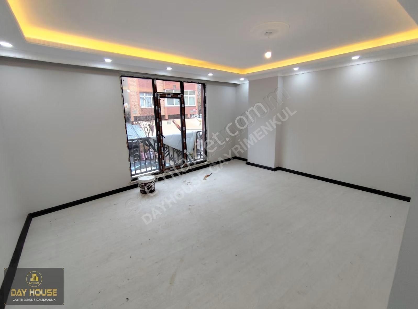 75. Yıl Mahallesi'nde Anahtar Teslim Sıfır 3+1 Daireler