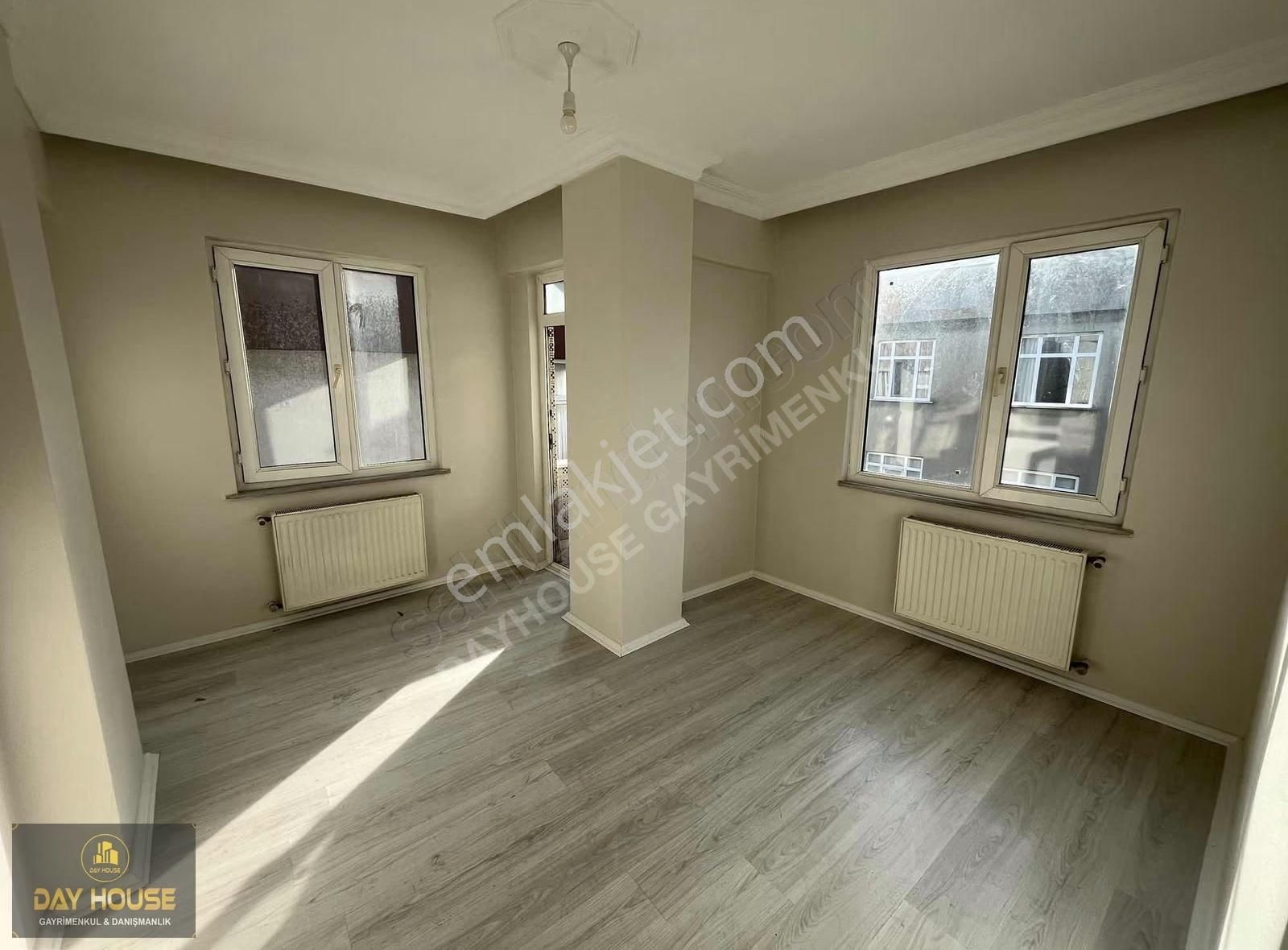 Day House'den Cadde Üzeri Yunusemre Mahallesi Ara Kat - Görsel 8