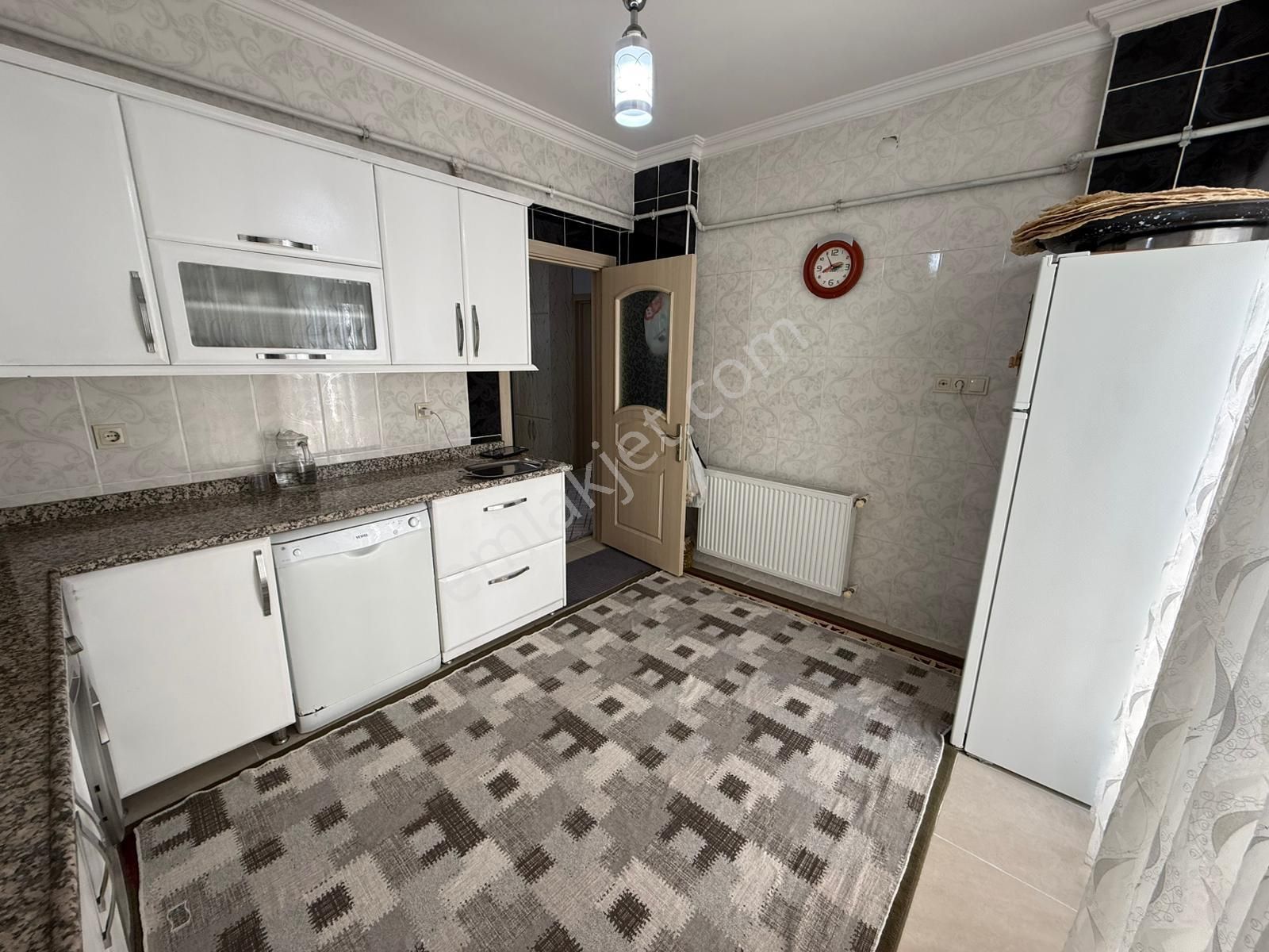 Yaşarsoy Gyo'dan K.köprü Atakent Mah. 3+1 Bakımlı Uygun Daire - Görsel 15