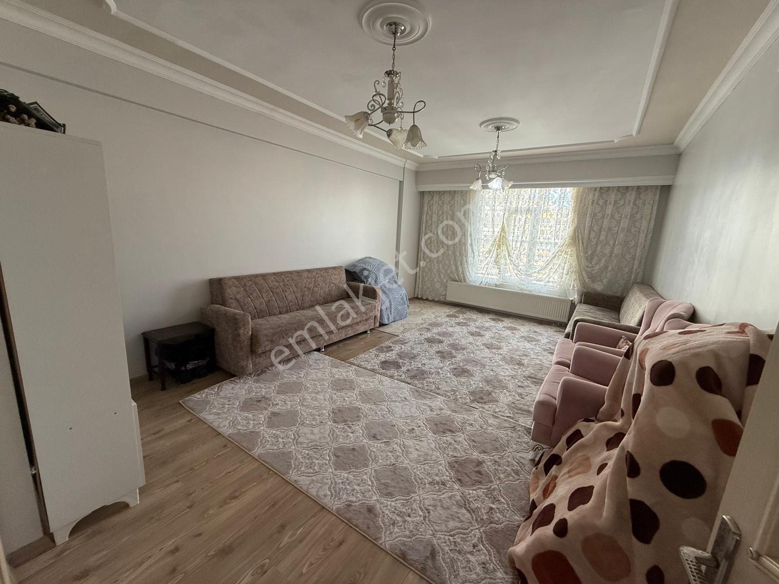 Yaşarsoy Gyo'dan K.köprü Atakent Mah. 3+1 Bakımlı Uygun Daire