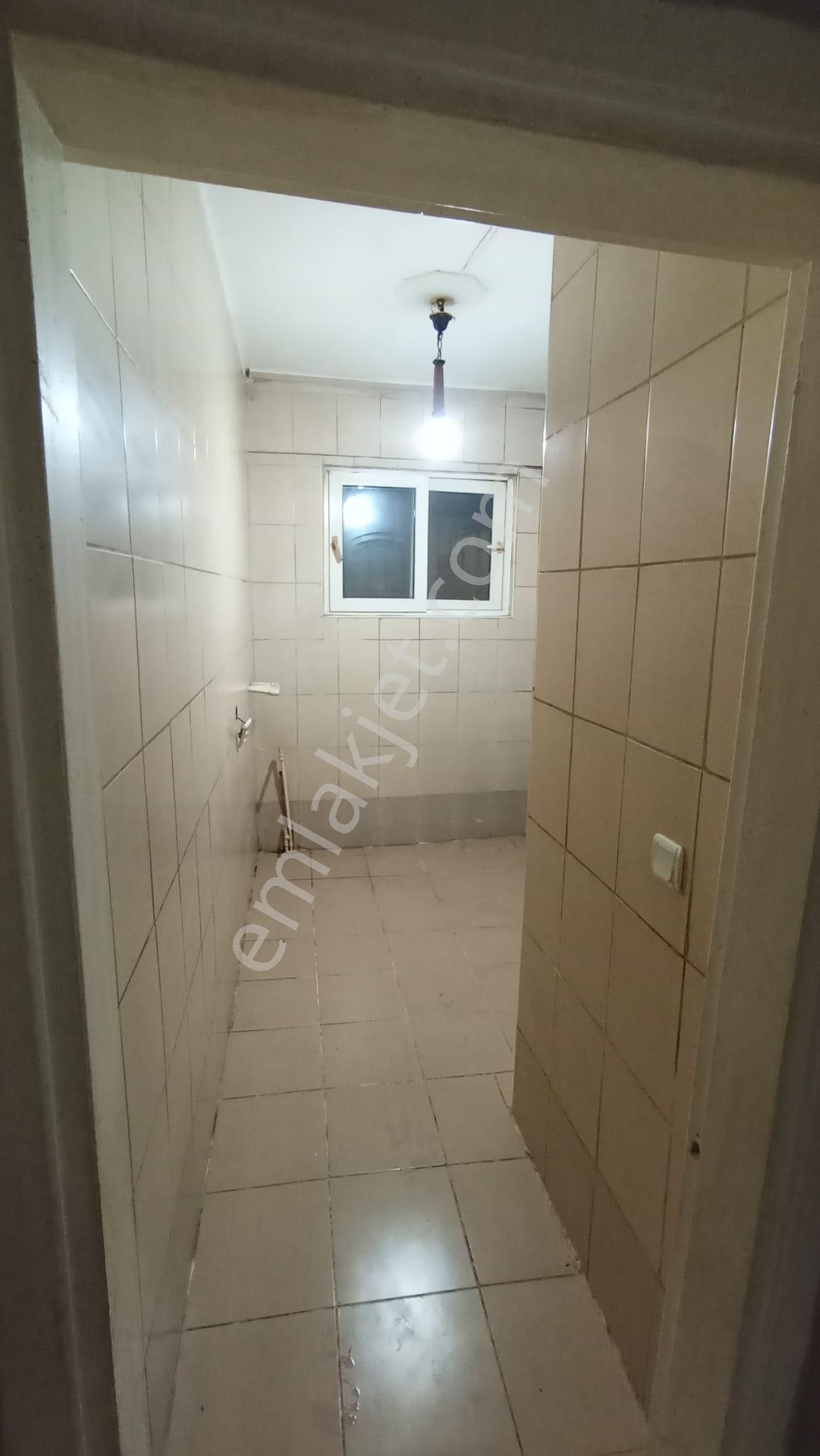 Emir Emlak 2den Kiralık 1+1 Yabancıya Bekara Uygundur - Görsel 4