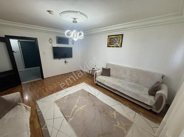 Şahintepe'de Hocalı Cad. Dibinde 2+1 Kot 1'de Satılık Daire !!! - Görsel 4