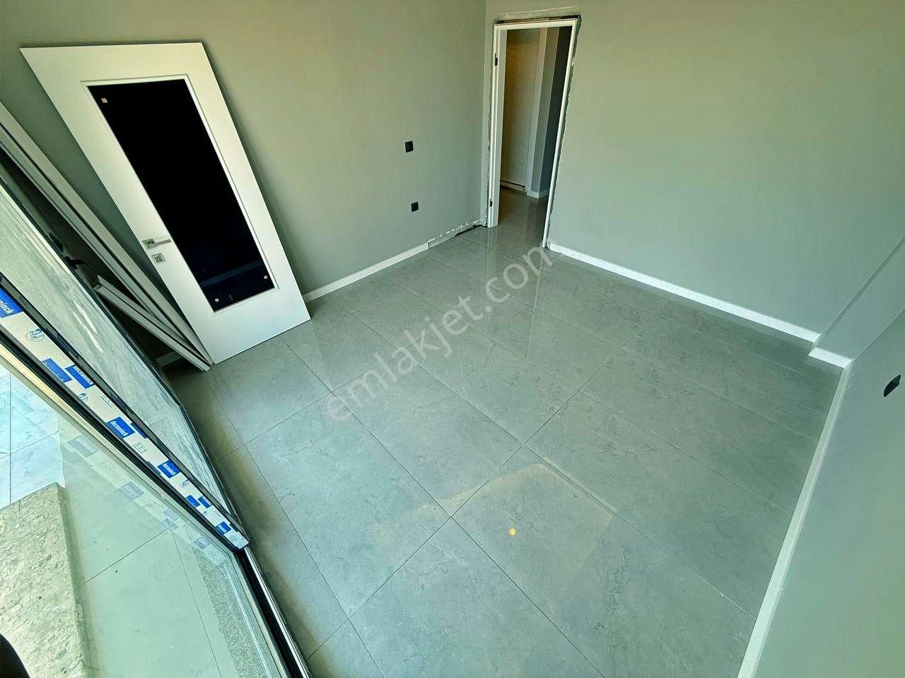 Uytundan Akçayda Bahçe Kullanımlı Satılık Lüks 2+1 Daire - Görsel 24