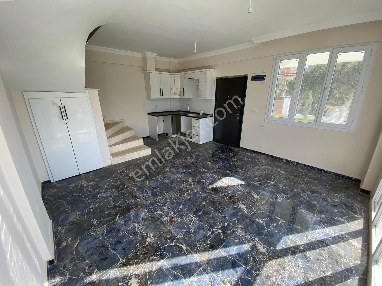 Rota Emlak'tan Doğanbey Payamlı Köyünde 3+1 Satılık Villa - Görsel 2