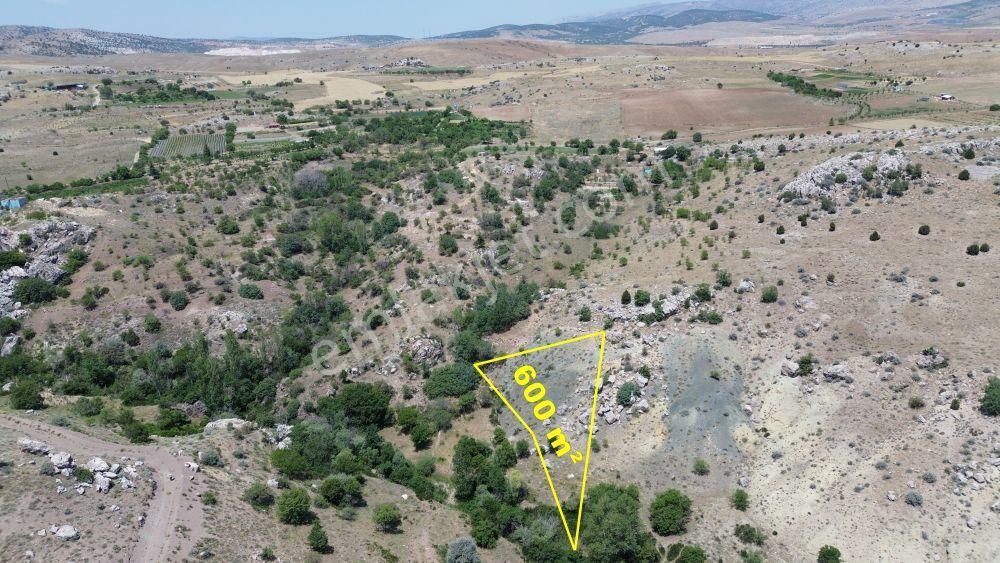 Konya / Meram / Karadiğin Mahallesinde 600 M² Müstakil Tapulu Bağ