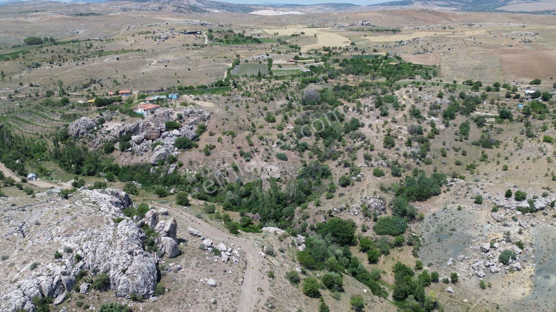 Konya / Meram / Karadiğin Mahallesinde 600 M² Müstakil Tapulu Bağ - Görsel 7