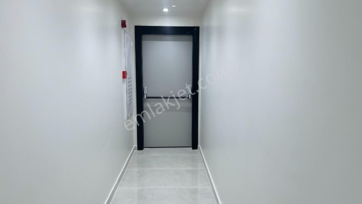 Sefaköy Sega Lıfe’ta 2+1 Peyzaj Manzaralı, Oturuma Hazır Satılık - Görsel 14