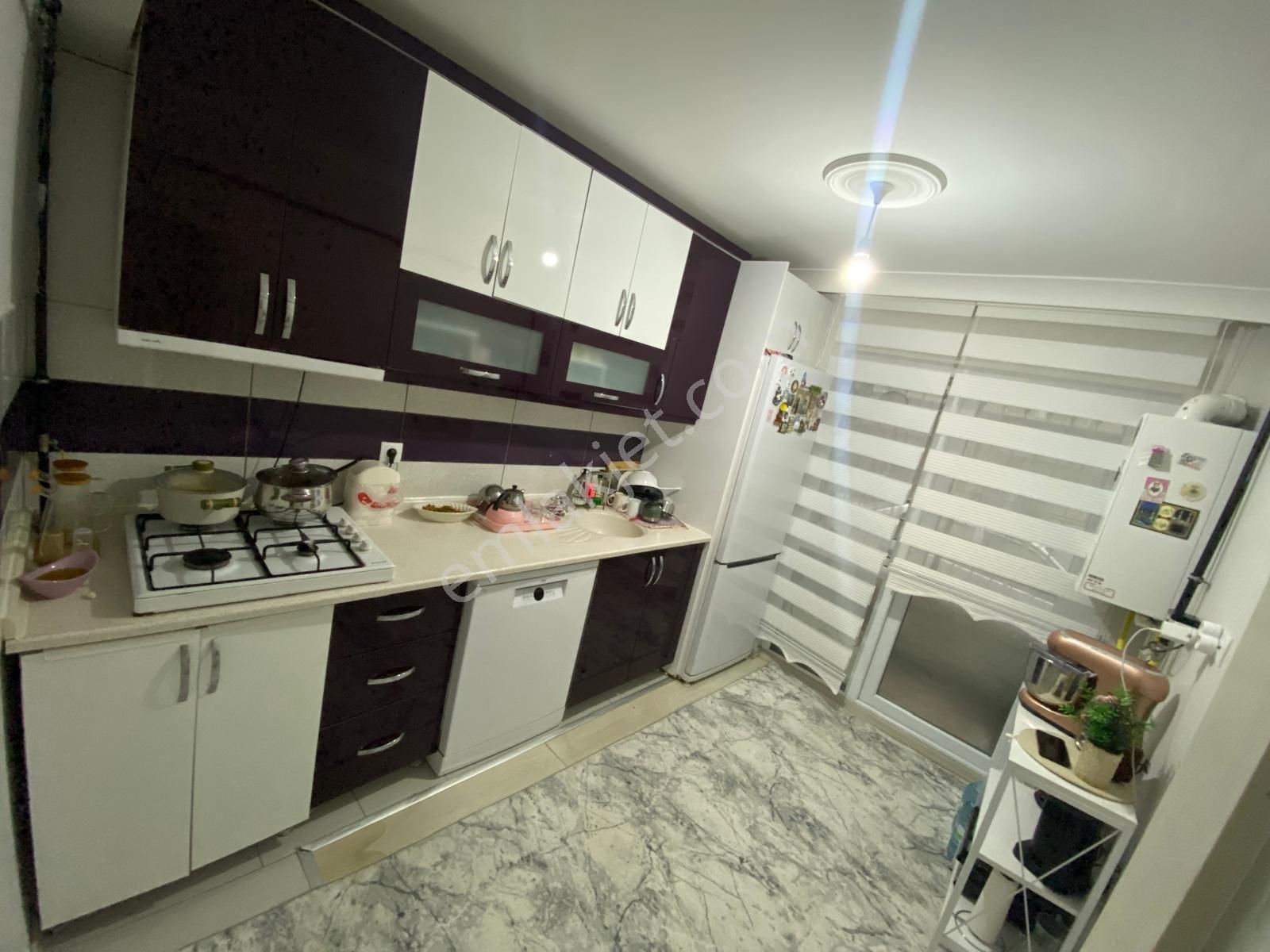 Beşikkaya'da Peyami Tepe Okulu Yakını Giriş Katta Ön Cephe Asansörlü 3+1 Satılık Daire !!! - Görsel 23