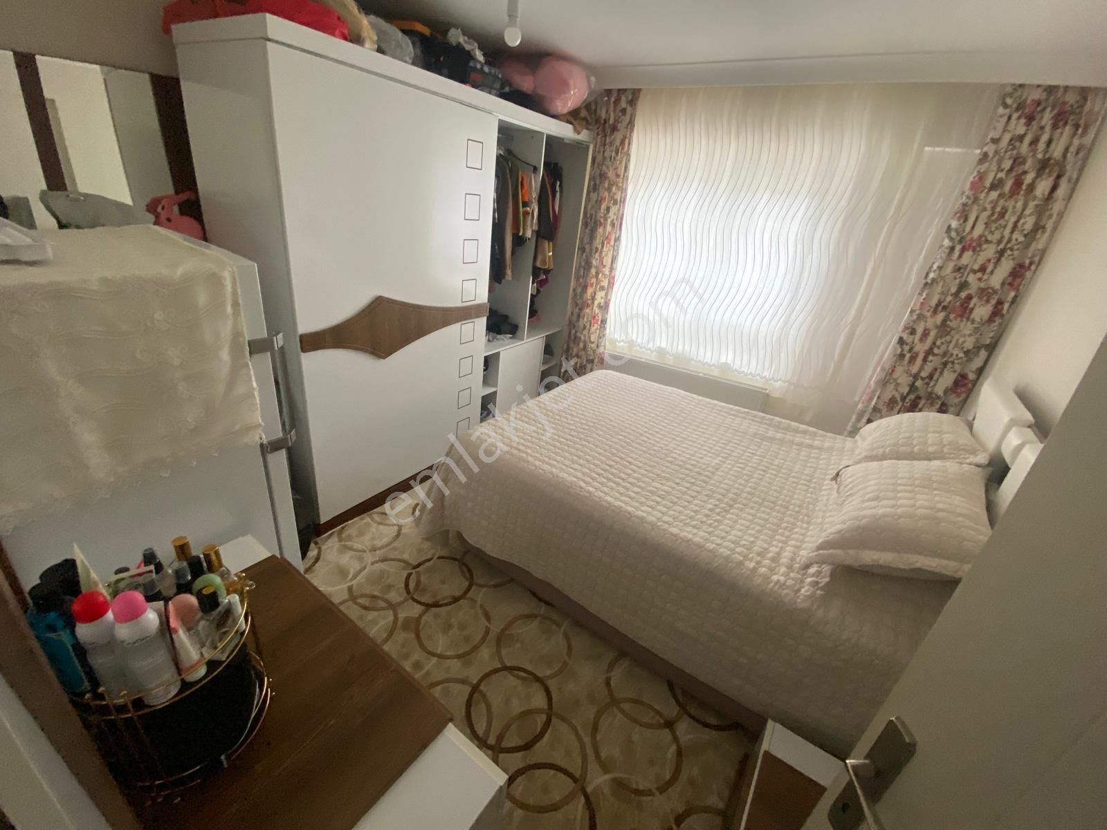 Beşikkaya'da Peyami Tepe Okulu Yakını Giriş Katta Ön Cephe Asansörlü 3+1 Satılık Daire !!! - Görsel 21