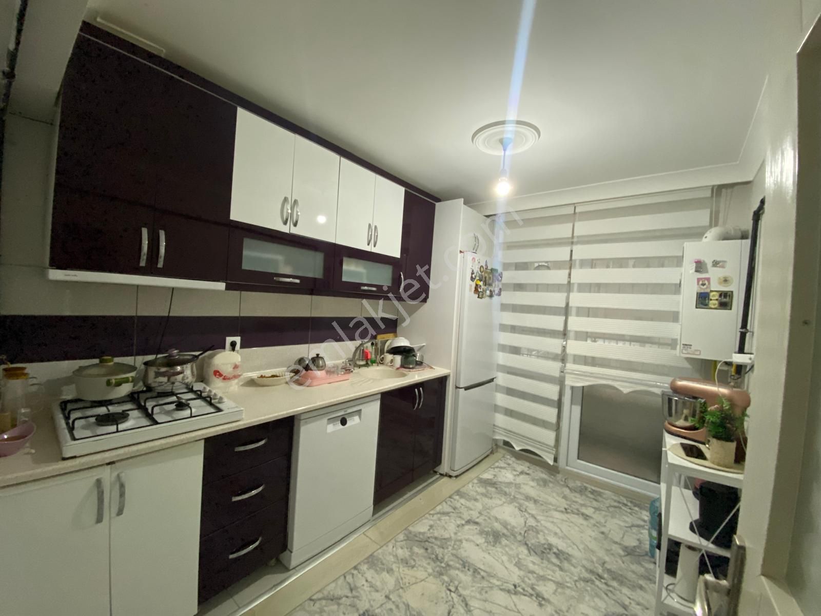 Beşikkaya'da Peyami Tepe Okulu Yakını Giriş Katta Ön Cephe Asansörlü 3+1 Satılık Daire !!! - Görsel 29