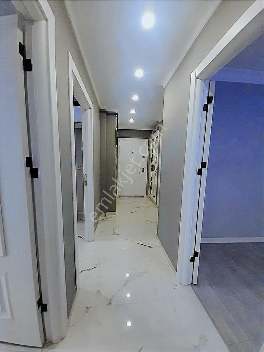 Samandıra Cadde Üzeri Sıfır Çift Balkon Otoparklı İskanlı 2+1 - Görsel 4