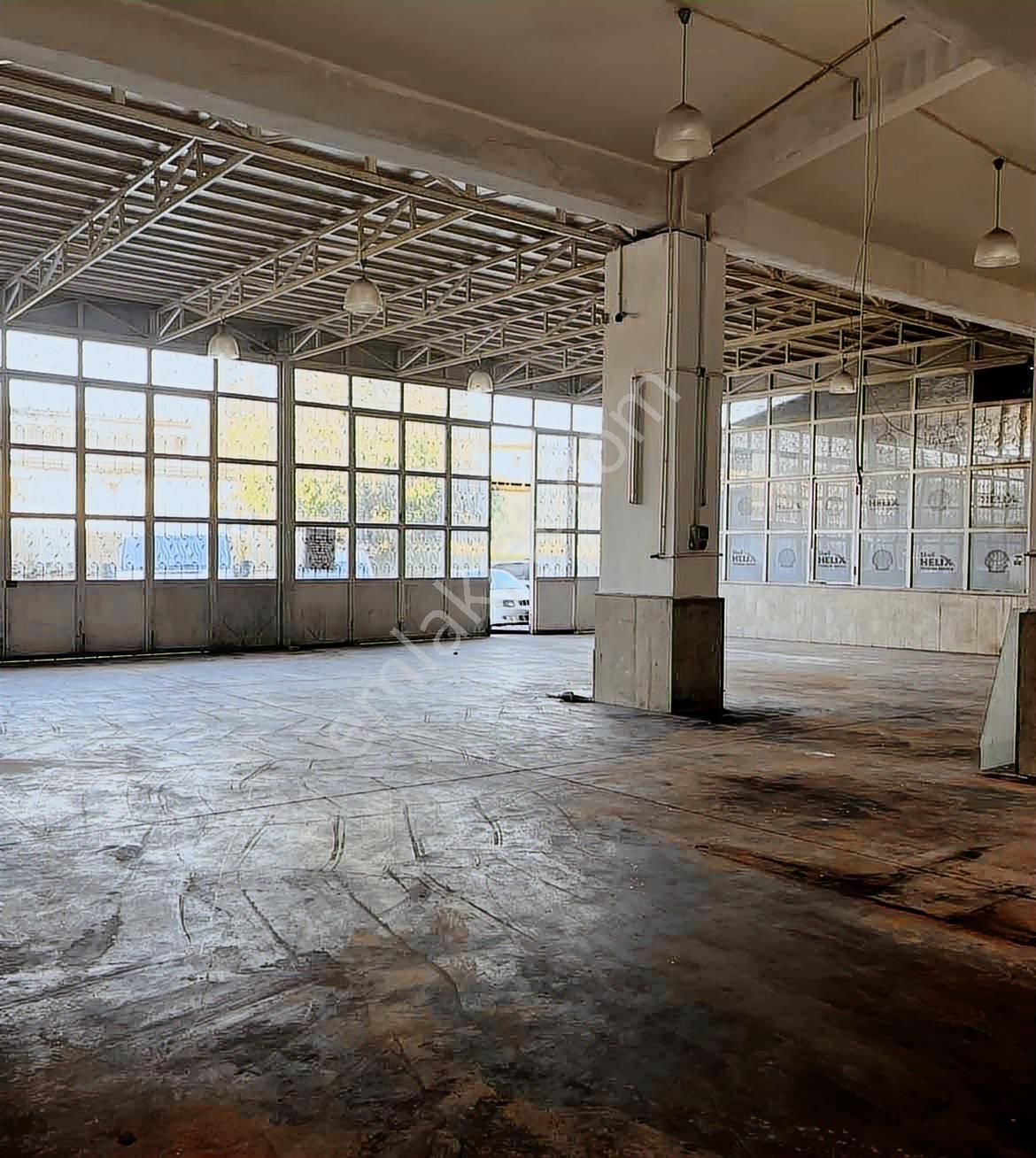 Özsan Sanayide Kiralık Dükkkan - Görsel 3