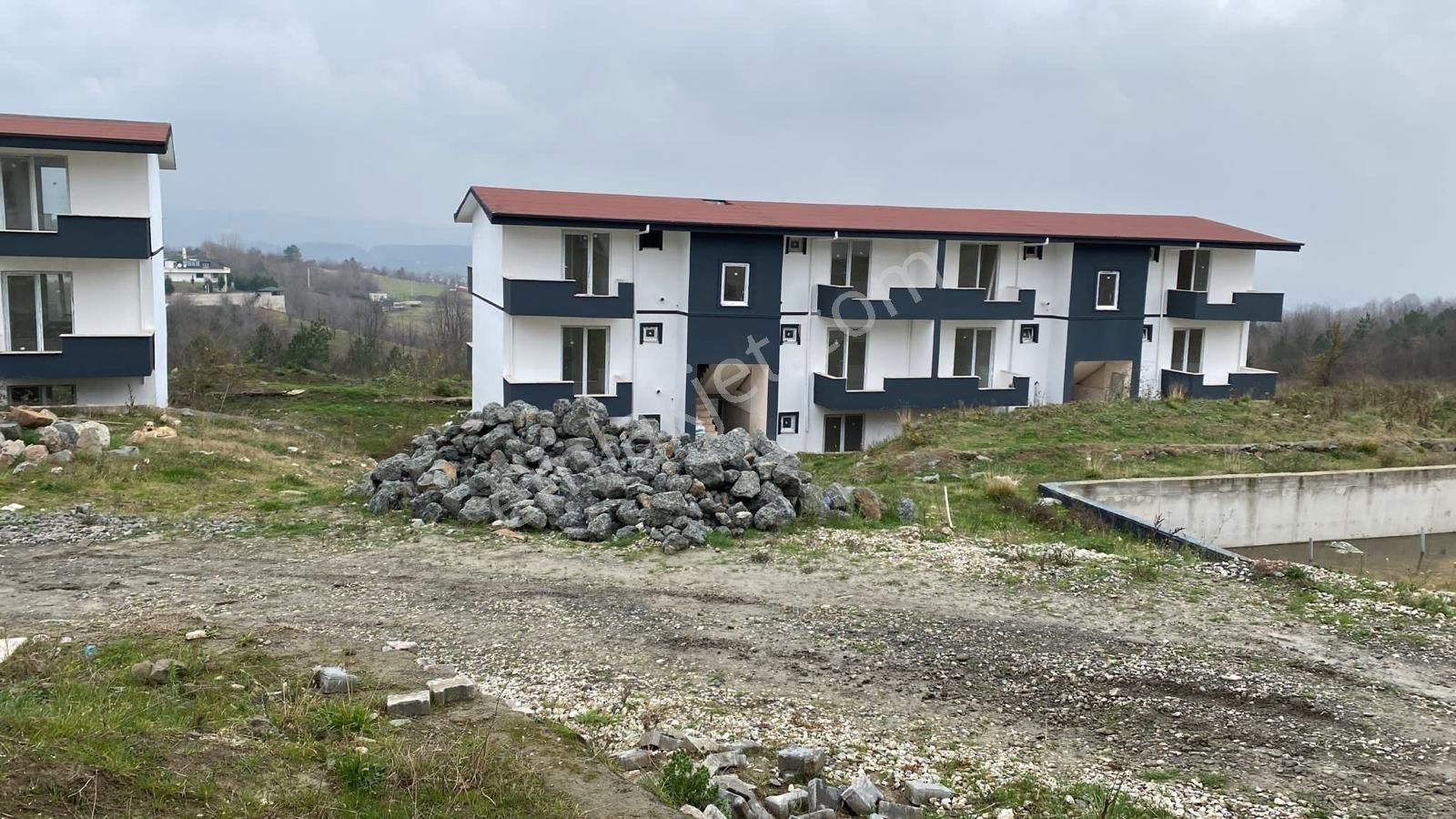 Sapanca Akçay Yeşilvadi Evleri'nde Satılık 1+1 Bahçe Katı - Görsel 3