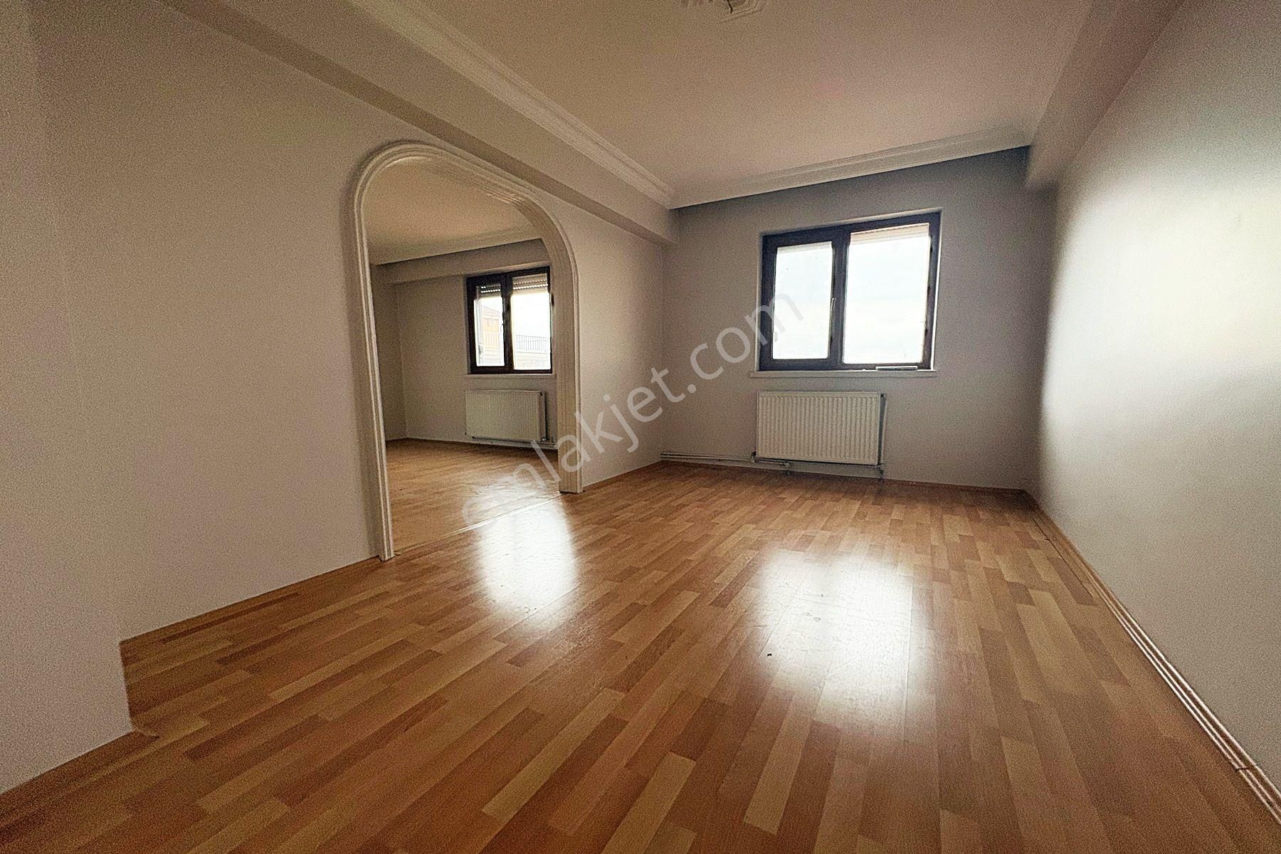 Etlik'te 4+1 Full Ankara Manzaralı 3. Kat Dubleks Kiralık Daire - Görsel 21