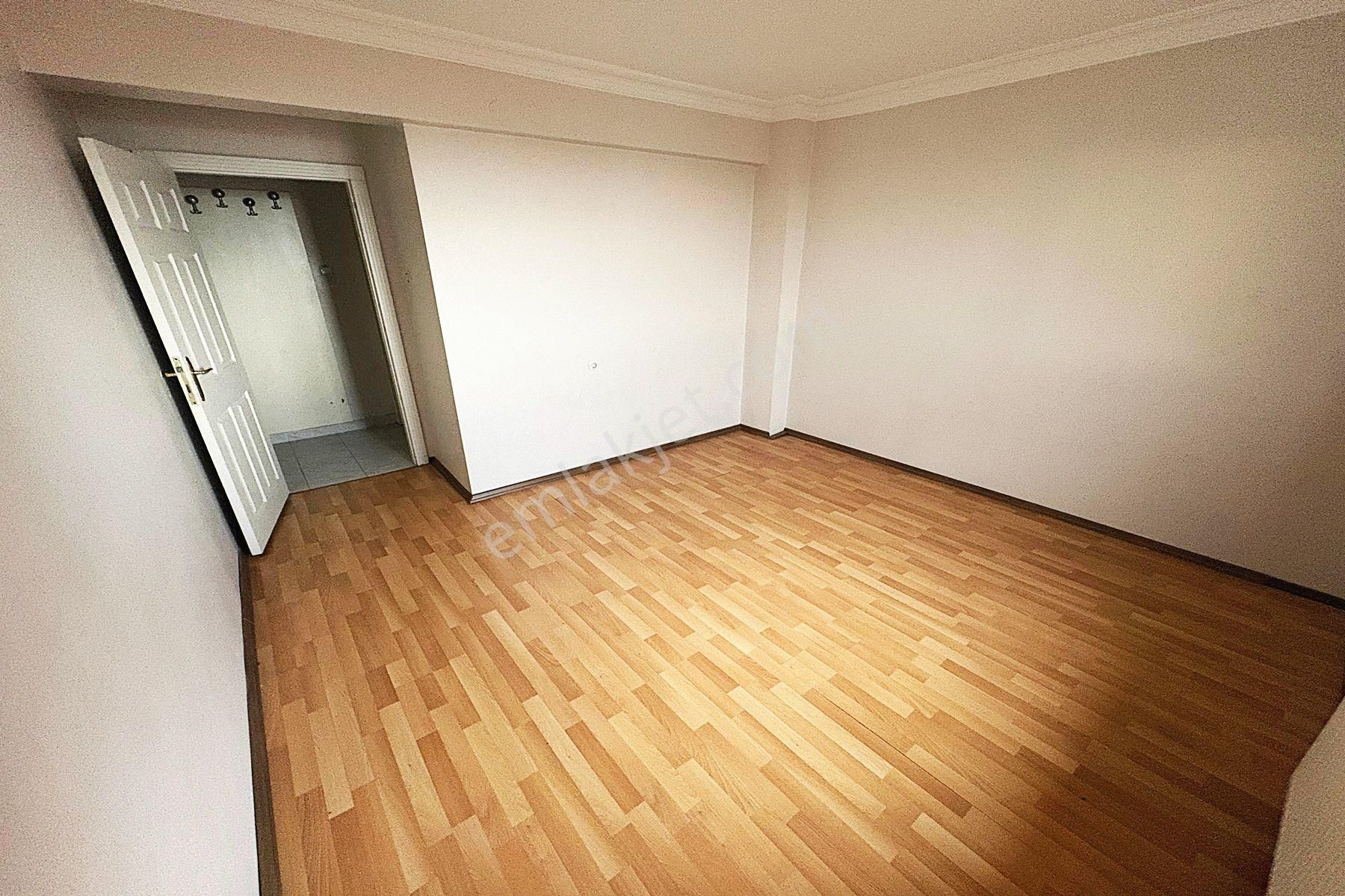 Etlik'te 4+1 Full Ankara Manzaralı 3. Kat Dubleks Kiralık Daire - Görsel 13