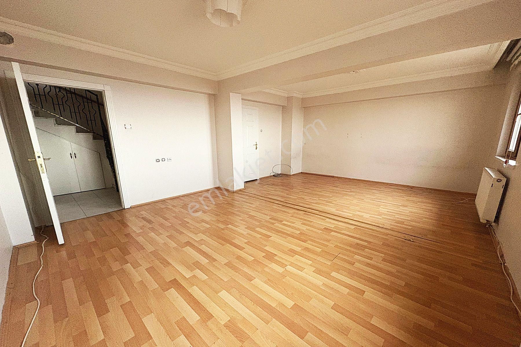 Etlik'te 4+1 Full Ankara Manzaralı 3. Kat Dubleks Kiralık Daire - Görsel 11