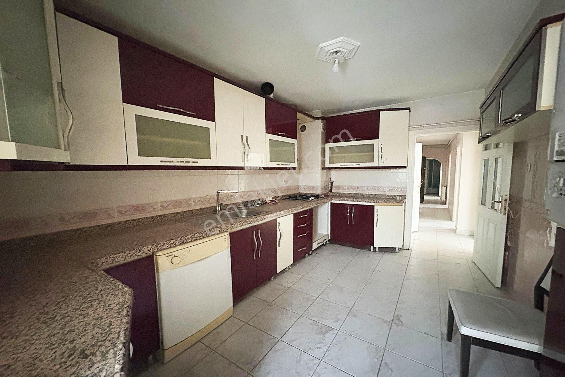 Etlik'te 4+1 Full Ankara Manzaralı 3. Kat Dubleks Kiralık Daire - Görsel 3