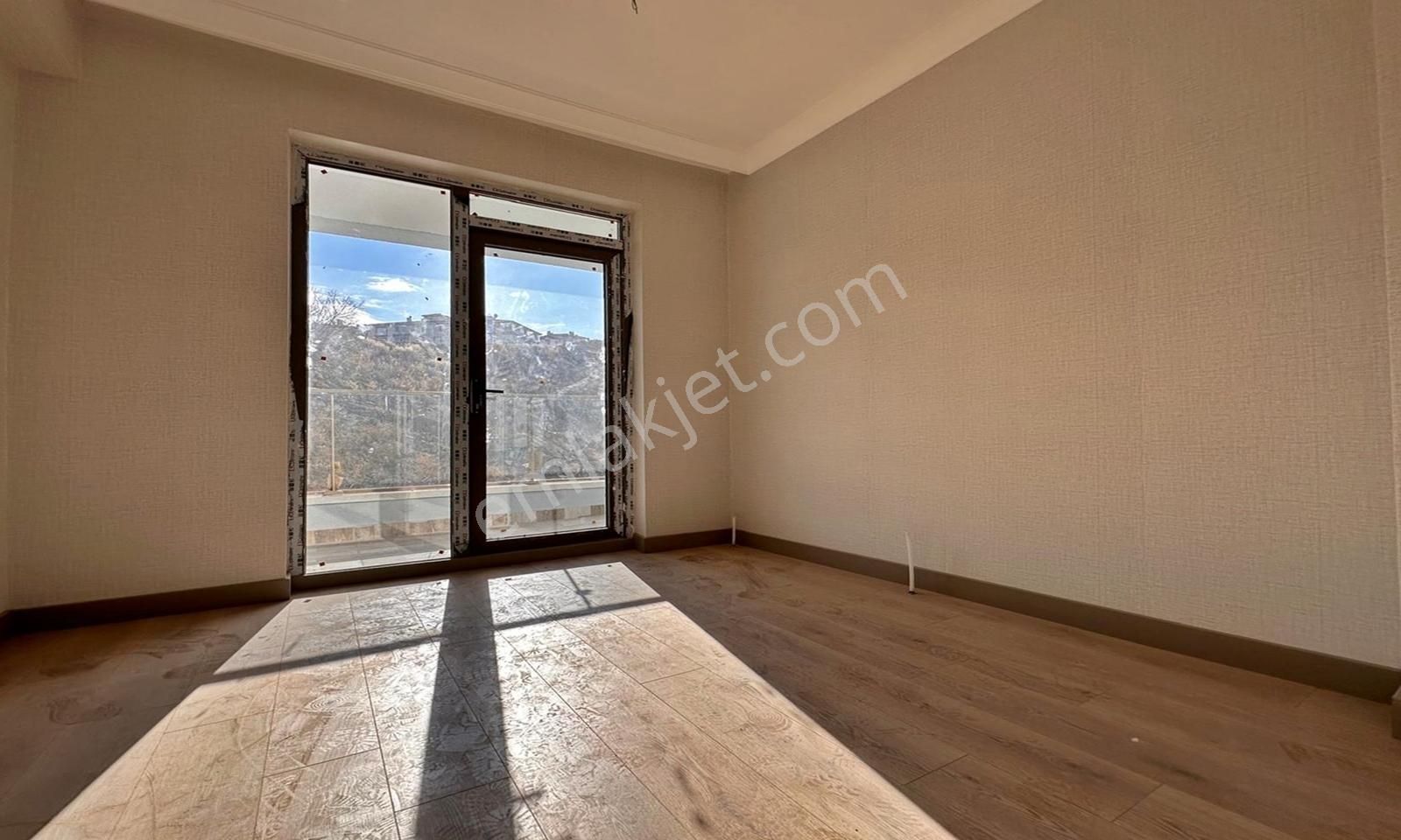 Keçiören Karakaya'da Uygun Daire Yeni Binada Altında Daire Var - Görsel 17