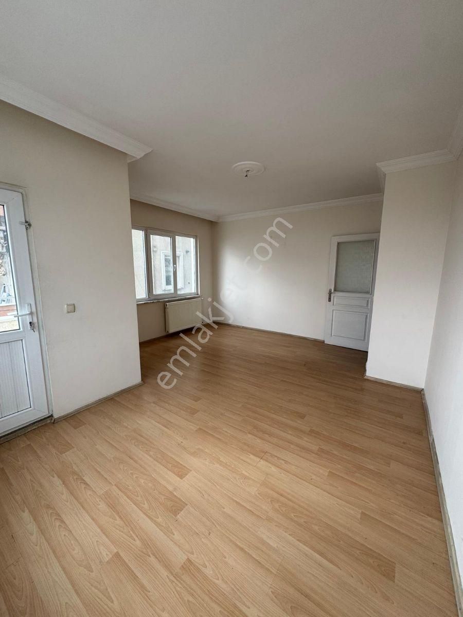 Marmara Hastanesi Karşısı Kiralık Ofis Daire - Görsel 3