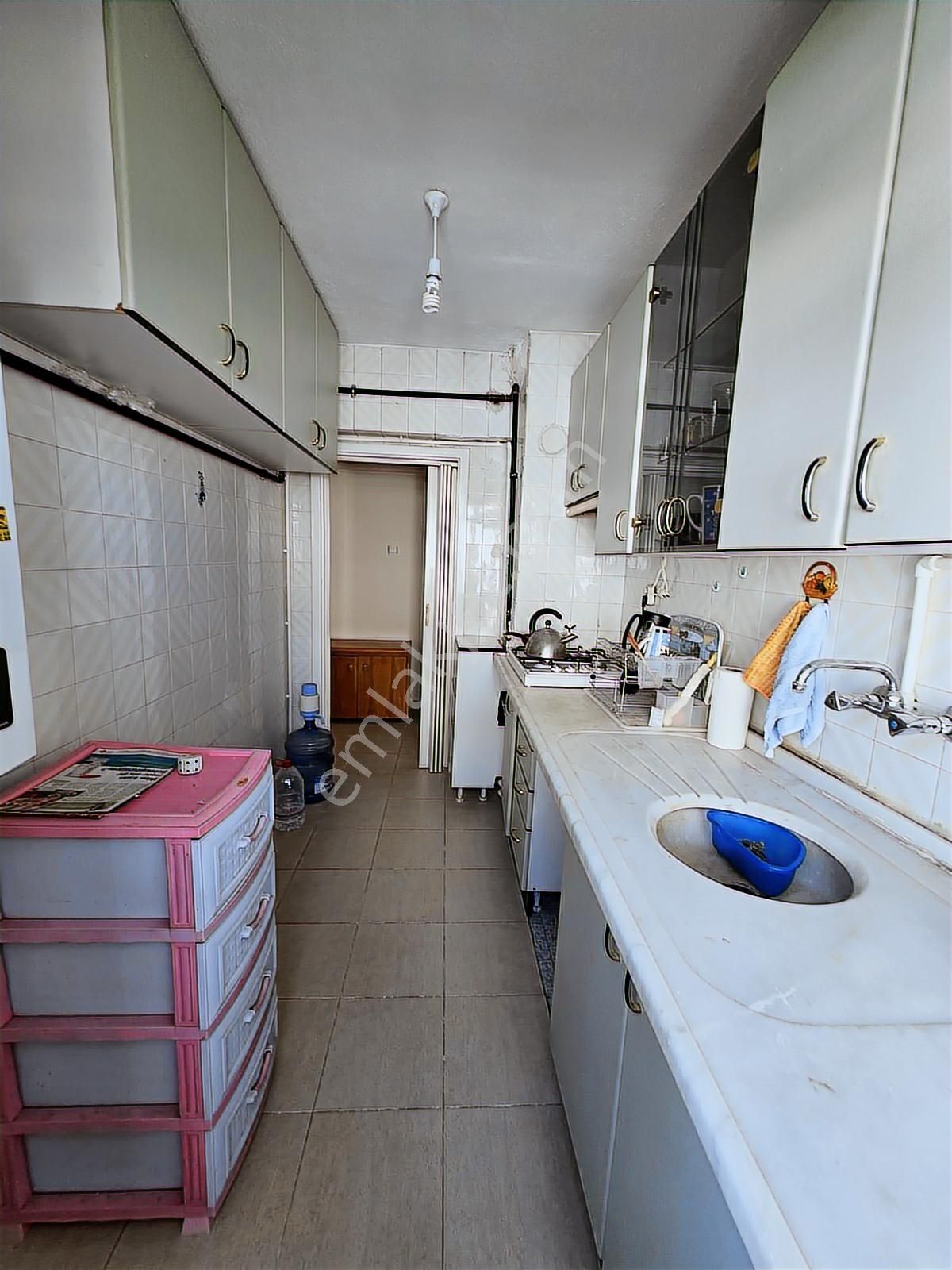 Seyranbağları Koleje Yürüme Mesafesinde Eşyalı Kiralık 3+1 Daire - Görsel 10