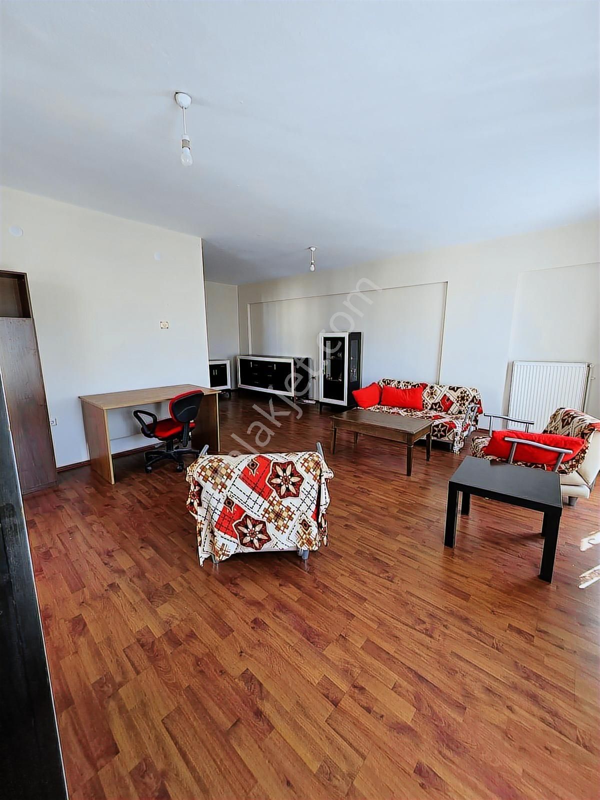 Seyranbağları Koleje Yürüme Mesafesinde Eşyalı Kiralık 3+1 Daire - Görsel 20