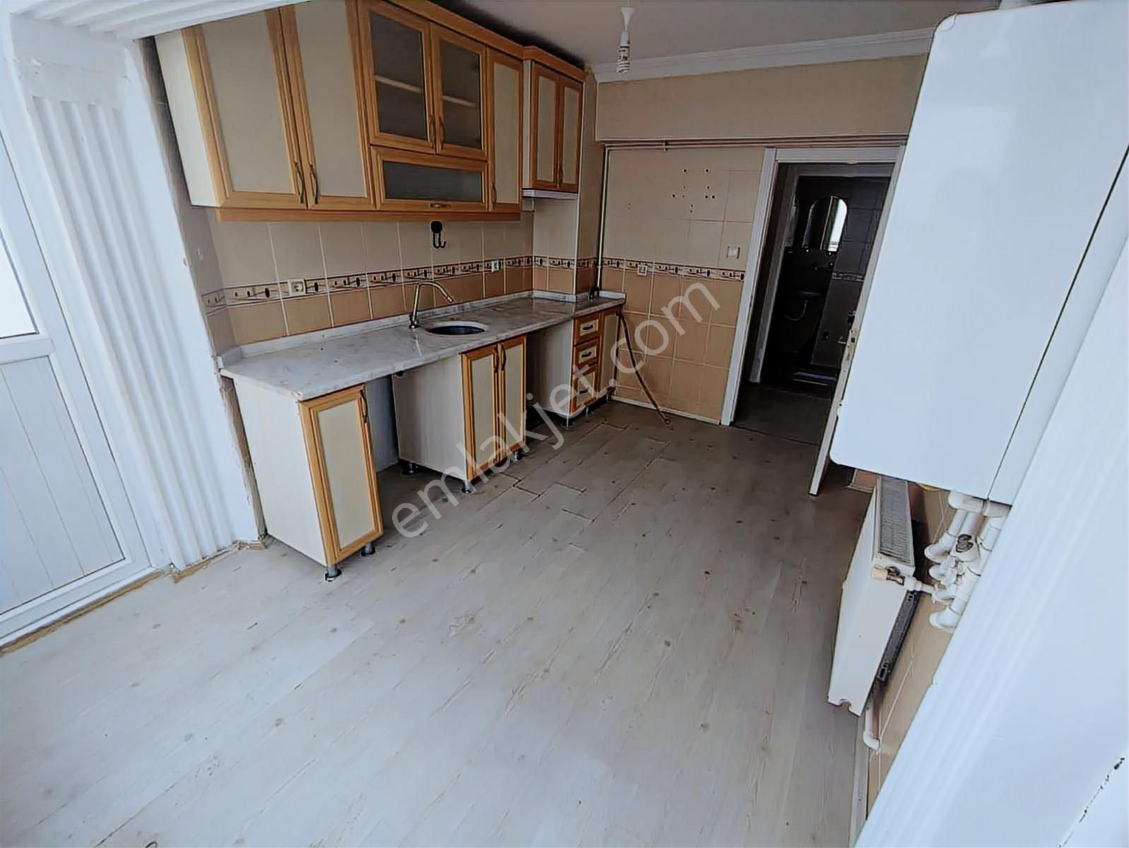 Murat Türkmenden Servis_güzergahında Kiralık Ön_cephe 1.ara_kat - Görsel 13