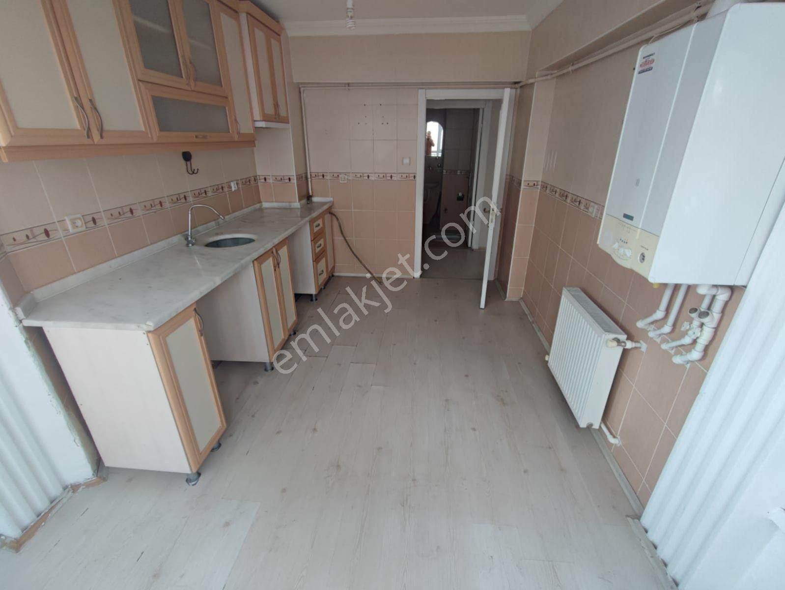 Murat Türkmenden Servis_güzergahında Kiralık Ön_cephe 1.ara_kat - Görsel 15
