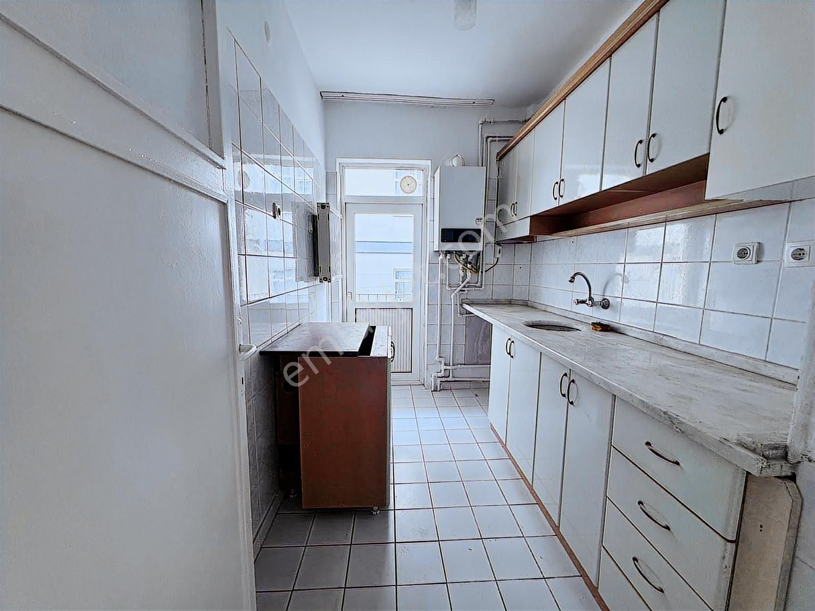 Ertuğrul Gazi Mah Kiralık 3+1 Daire - Görsel 4