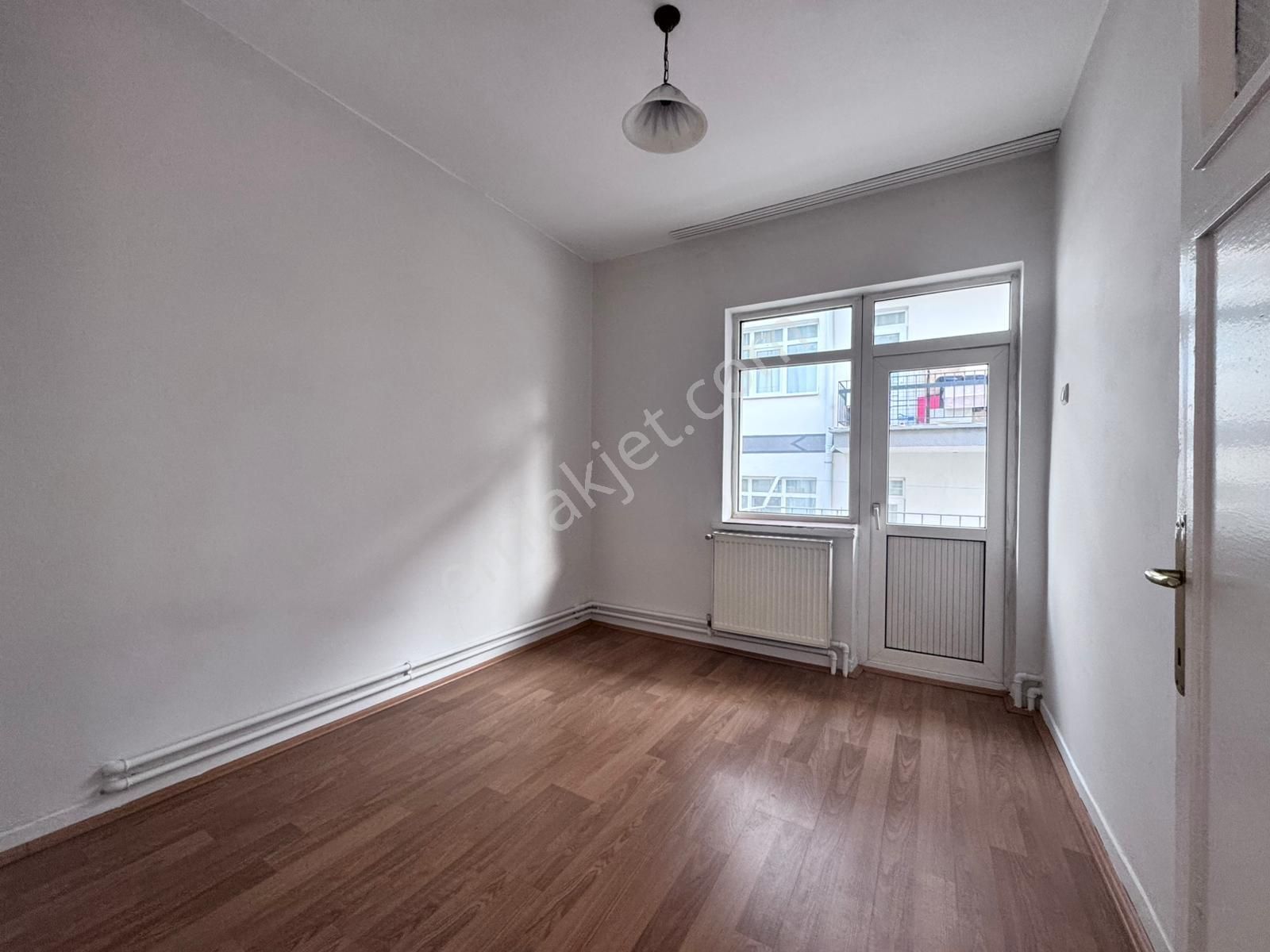 Ertuğrul Gazi Mah Kiralık 3+1 Daire - Görsel 11