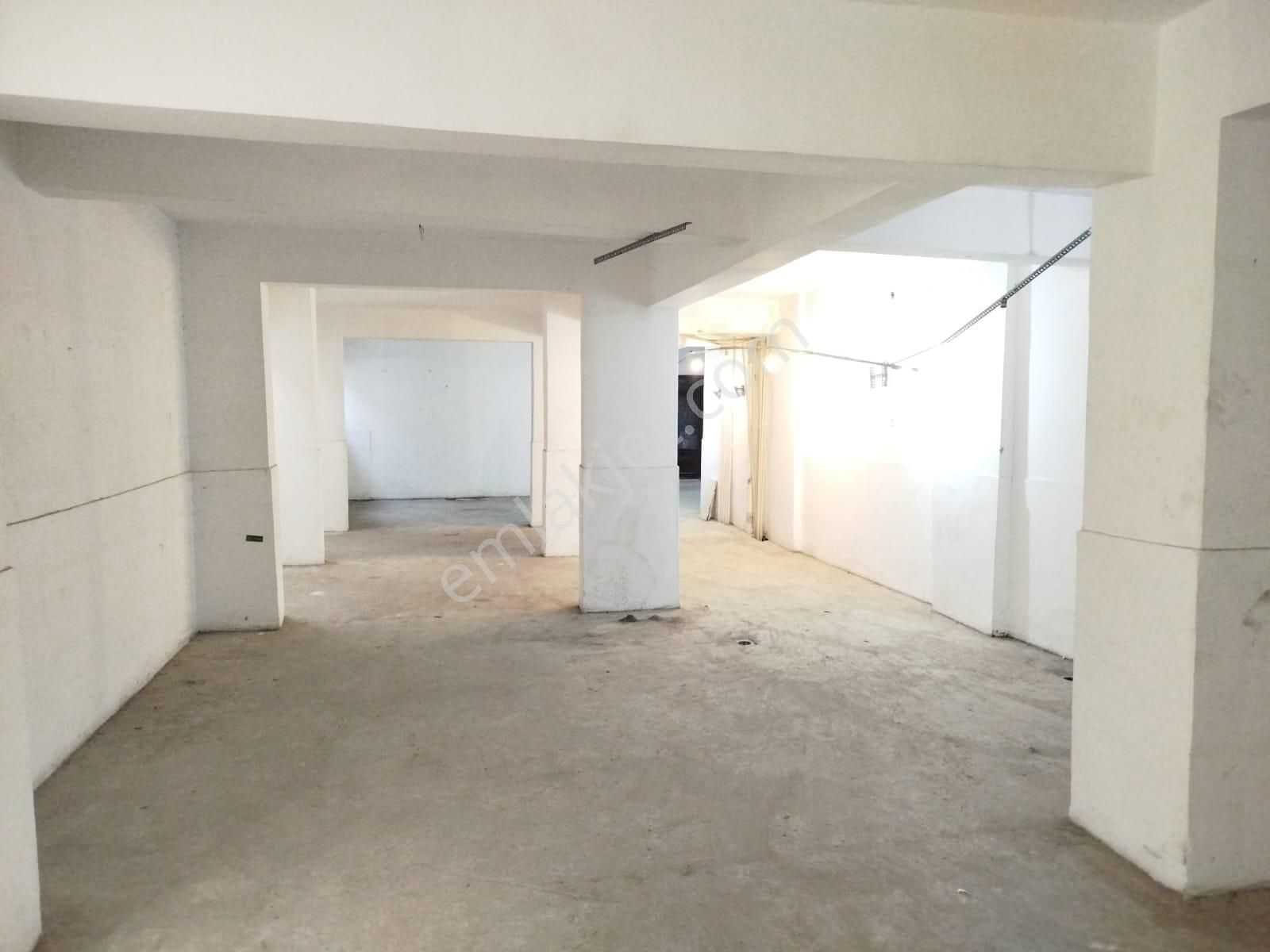 Demetevler- Bağdat Caddesine Yakın Kiralık İşyeri Veya Depo