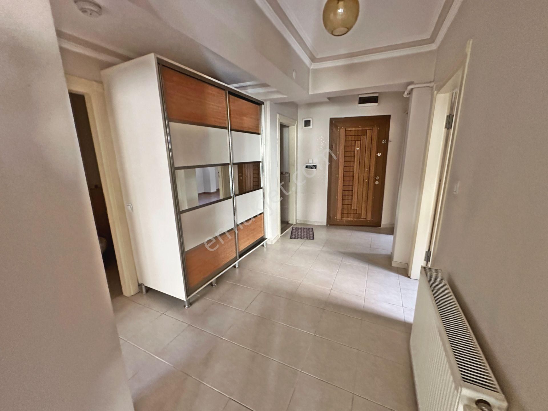 Mehtap Mahallesinde Balkonlu Bakımlı Geniş 2+1 Satılık Daire - Görsel 12