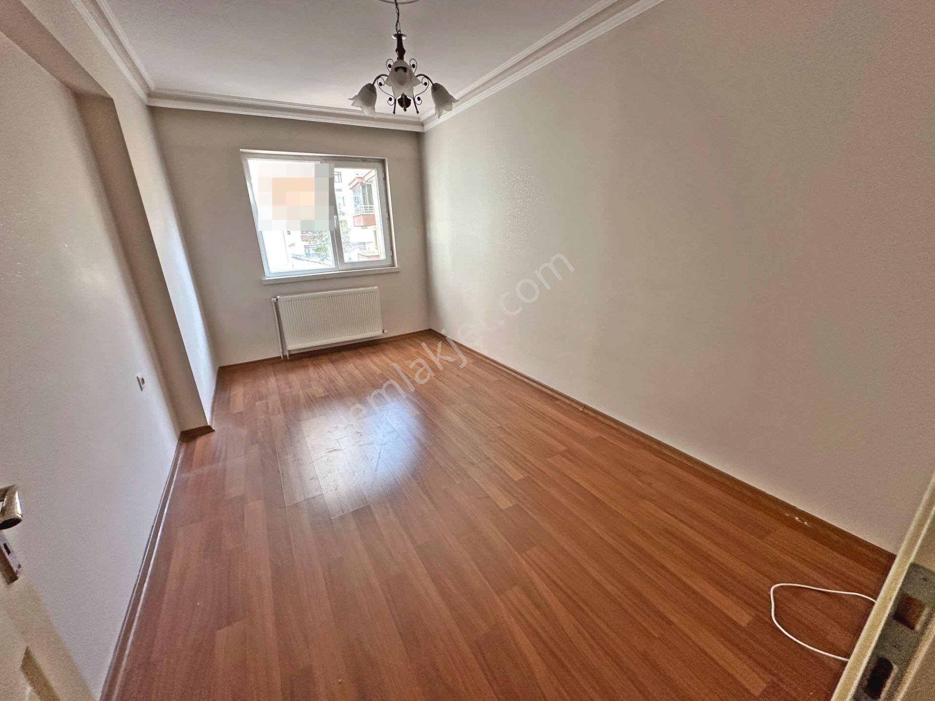 Mehtap Mahallesinde Balkonlu Bakımlı Geniş 2+1 Satılık Daire - Görsel 13