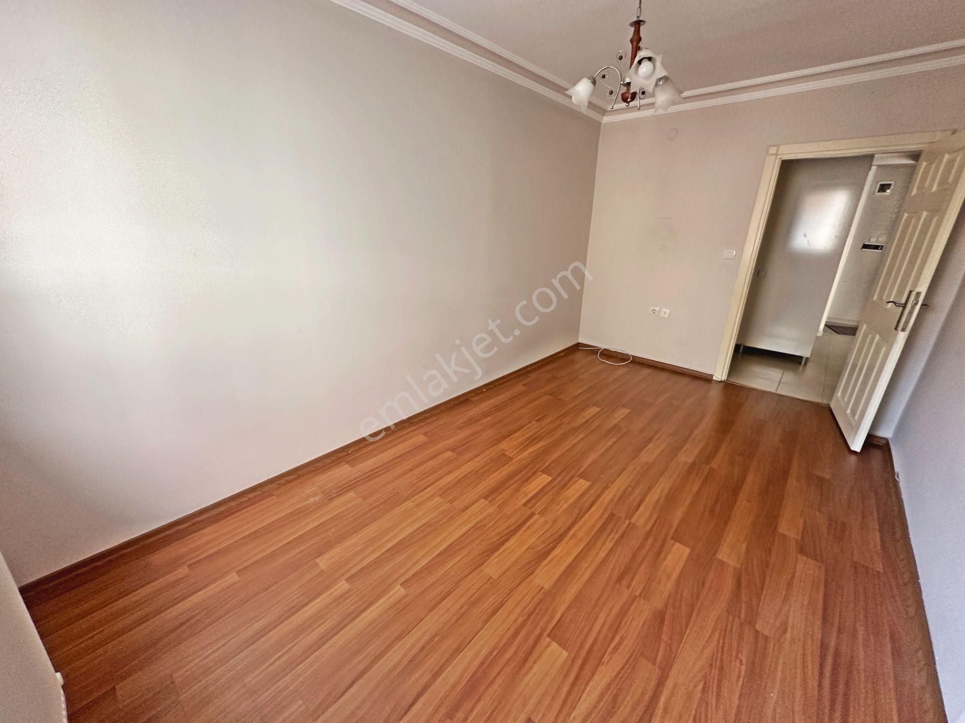 Mehtap Mahallesinde Balkonlu Bakımlı Geniş 2+1 Satılık Daire - Görsel 14