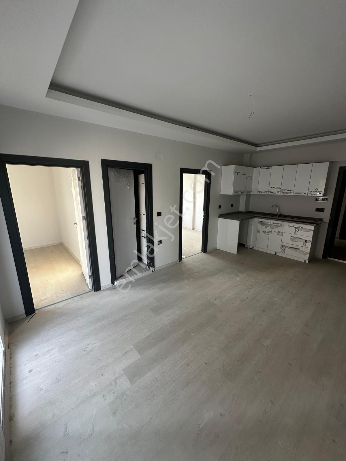 Adana Sarıçamda Kozan Yolunda Sıfır Bina 2+1 Fırsat Cazip Fiyat İle Kiralık - Görsel 11