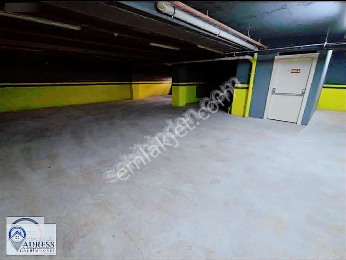 Şerifali'de Hidesıde Resıdence'ta Kiralık 2+1 Ofis - Görsel 21