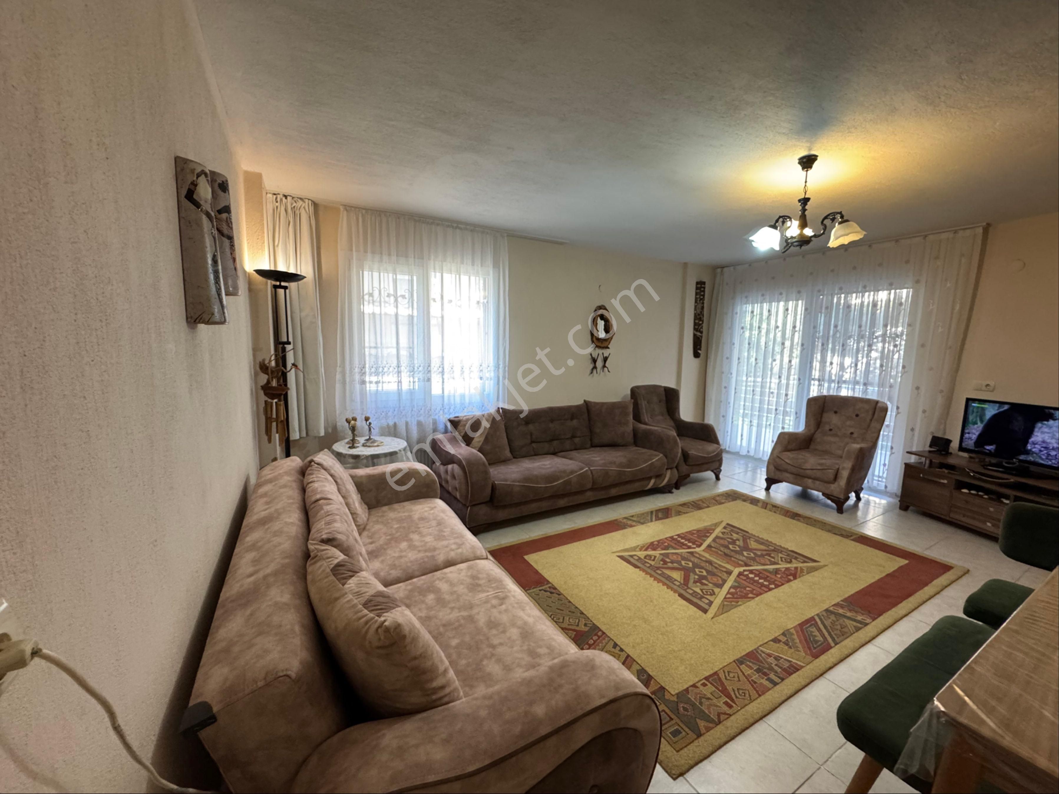 Kuşadası Güzelçamlı'da Satılık Bahçeli 2+1 Ayrı Mutfak Daire - Görsel 36